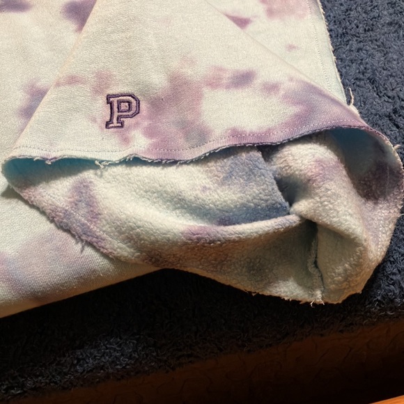 Pink Cropped Tie Dye Sweatshirt Short Sleeve with Raw Edges. - Picture 3 of 3